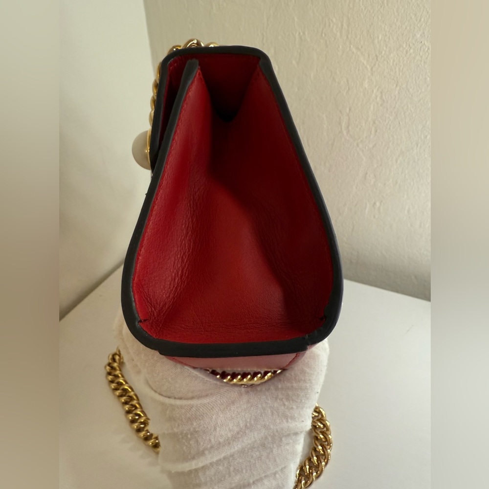 GUCCI Red Leather Stud & Faux Pearl Padlock Shoulder Bag - Picture 5 of 10